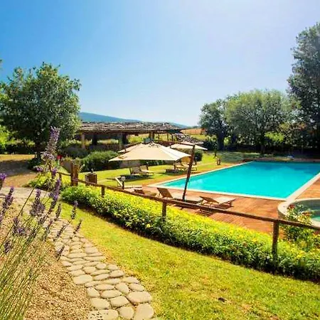 Luxurious In Loro Ciuffenna With Fitness