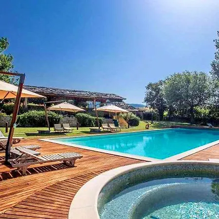 Luxurious In Loro Ciuffenna With Fitness *